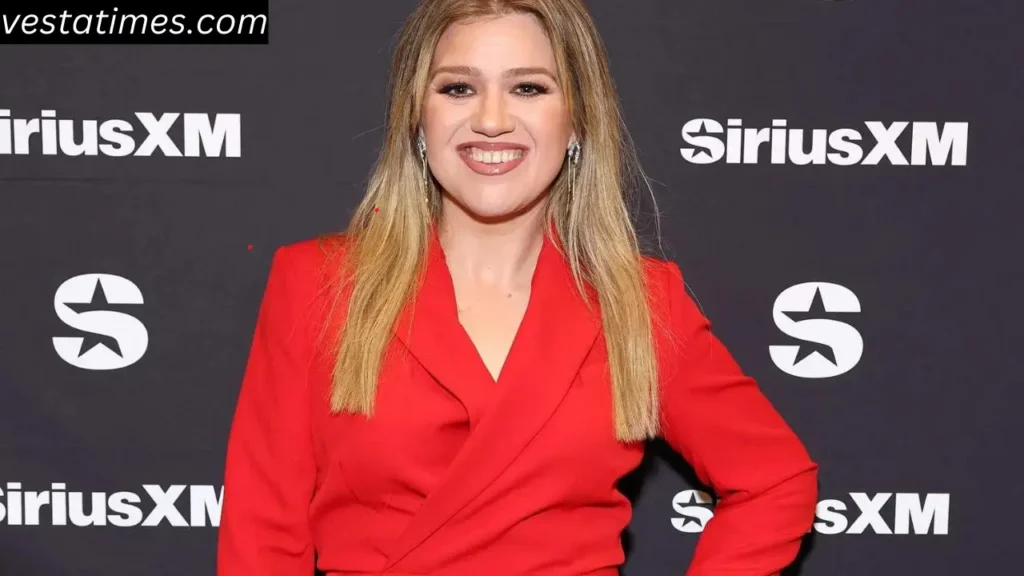 Kelly Clarkson Weight and Height